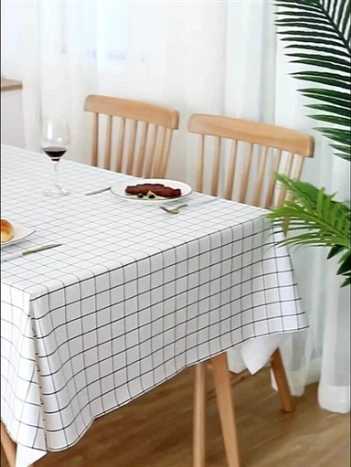 Khăn trải bàn bằng vải nhiều lớp